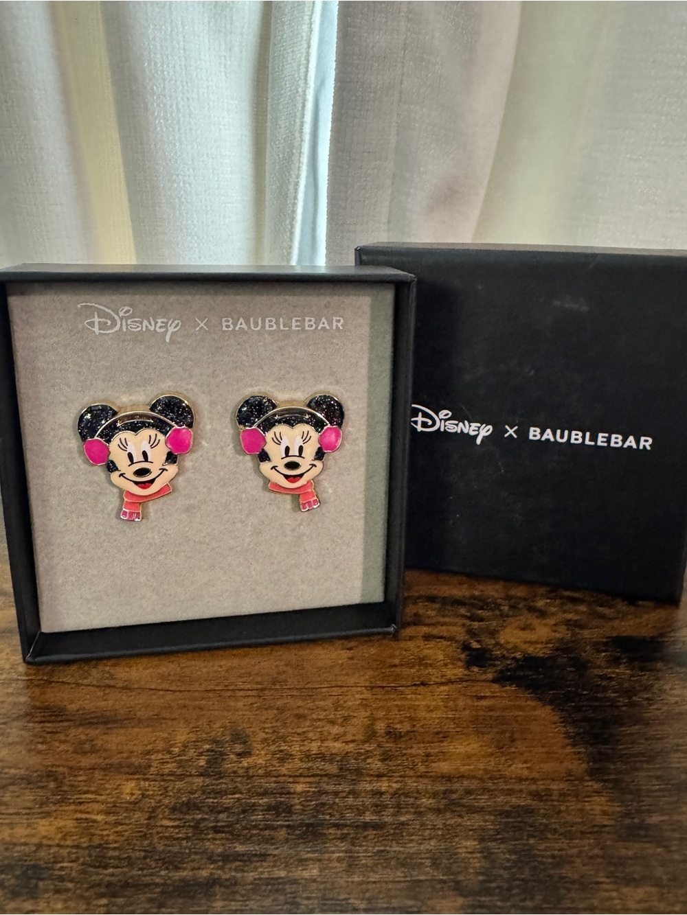 Disney x Baublebar Minnie Mouse Stud Earrings Holiday, Winter, Christmas New